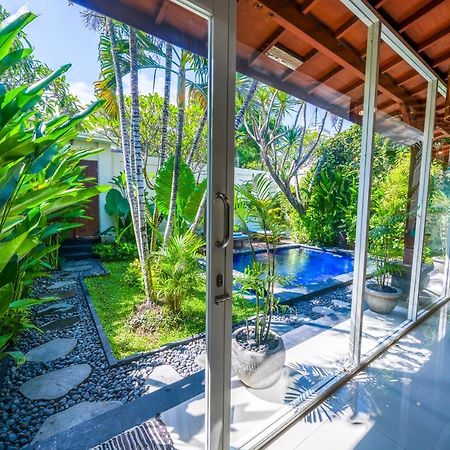 Villa Conor - Legian - Seminyak - 2 Bedroom 2 Bathroom Villa - Great Location Kültér fotó