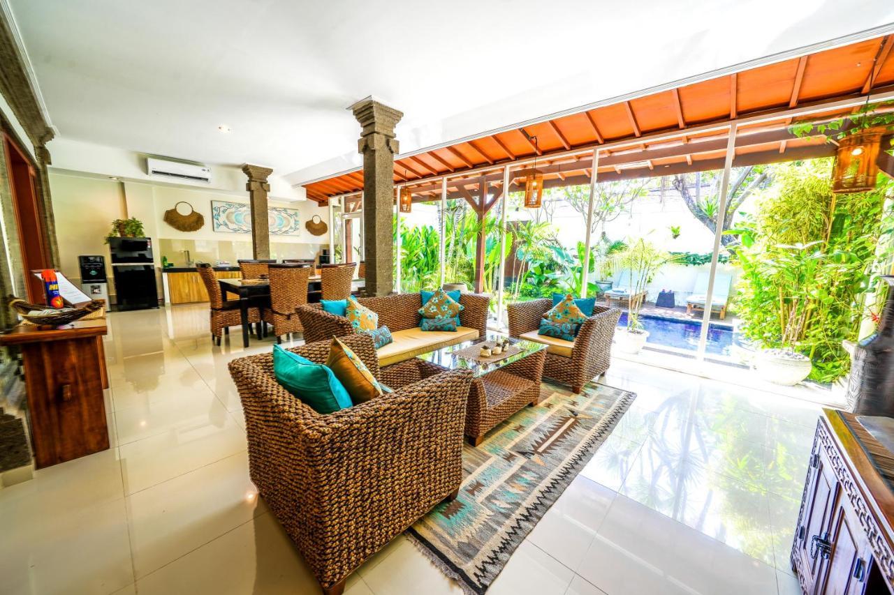 Villa Conor - Legian - Seminyak - 2 Bedroom 2 Bathroom Villa - Great Location Kültér fotó